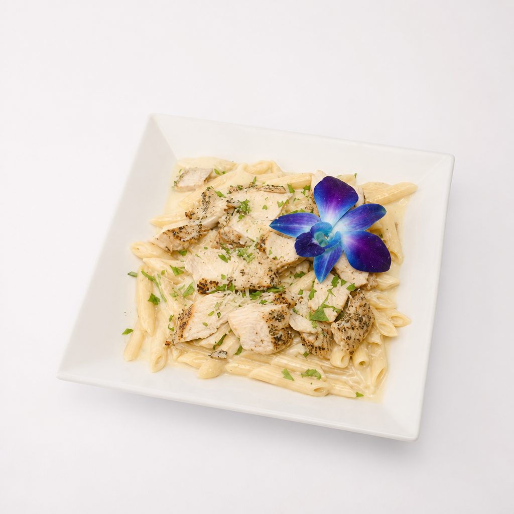 Chicken Alfredo Fettuccine/Penne.