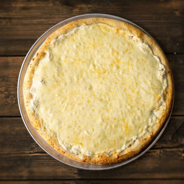 M White Pizza.